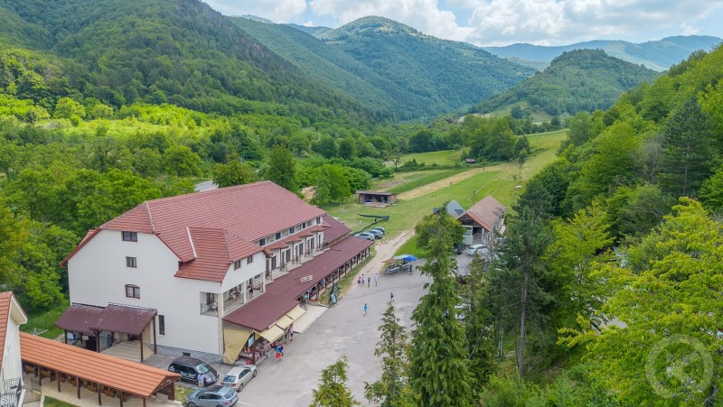 Popasul Urșilor Pension Chișcău 715767 thumb