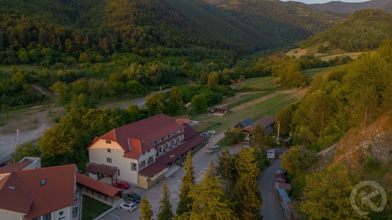 Popasul Urșilor Pension Chișcău 715744 thumb