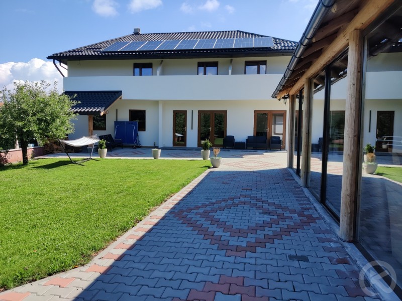 Toplita House