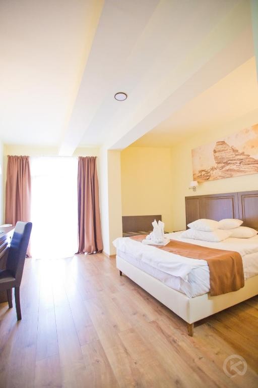 HOTEL PIEMONTE Predeal 719738 thumb