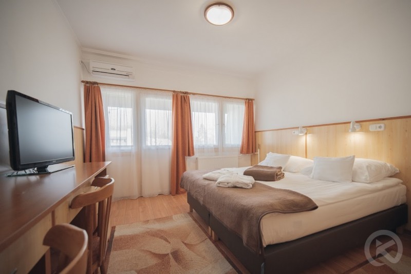 Hotel Hőforrás and Resort Park Gyula 711480 thumb